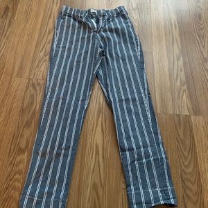 Trendy striped dress pants!